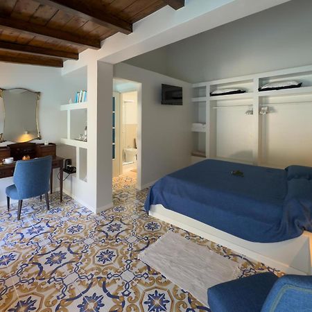 B&B La Villa Giardini Naxos Exteriör bild